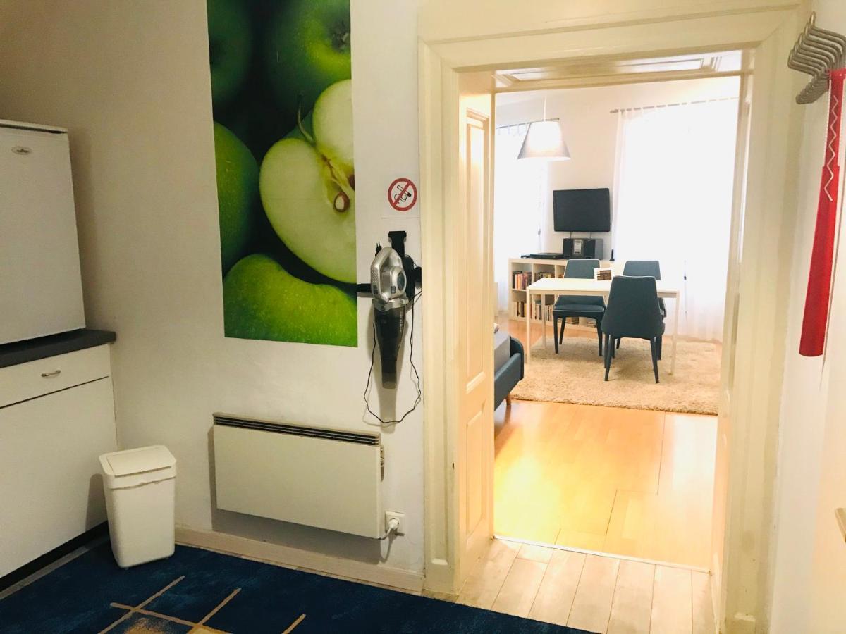 The Barts City Center - Self Check-In Wina Bagian luar foto
