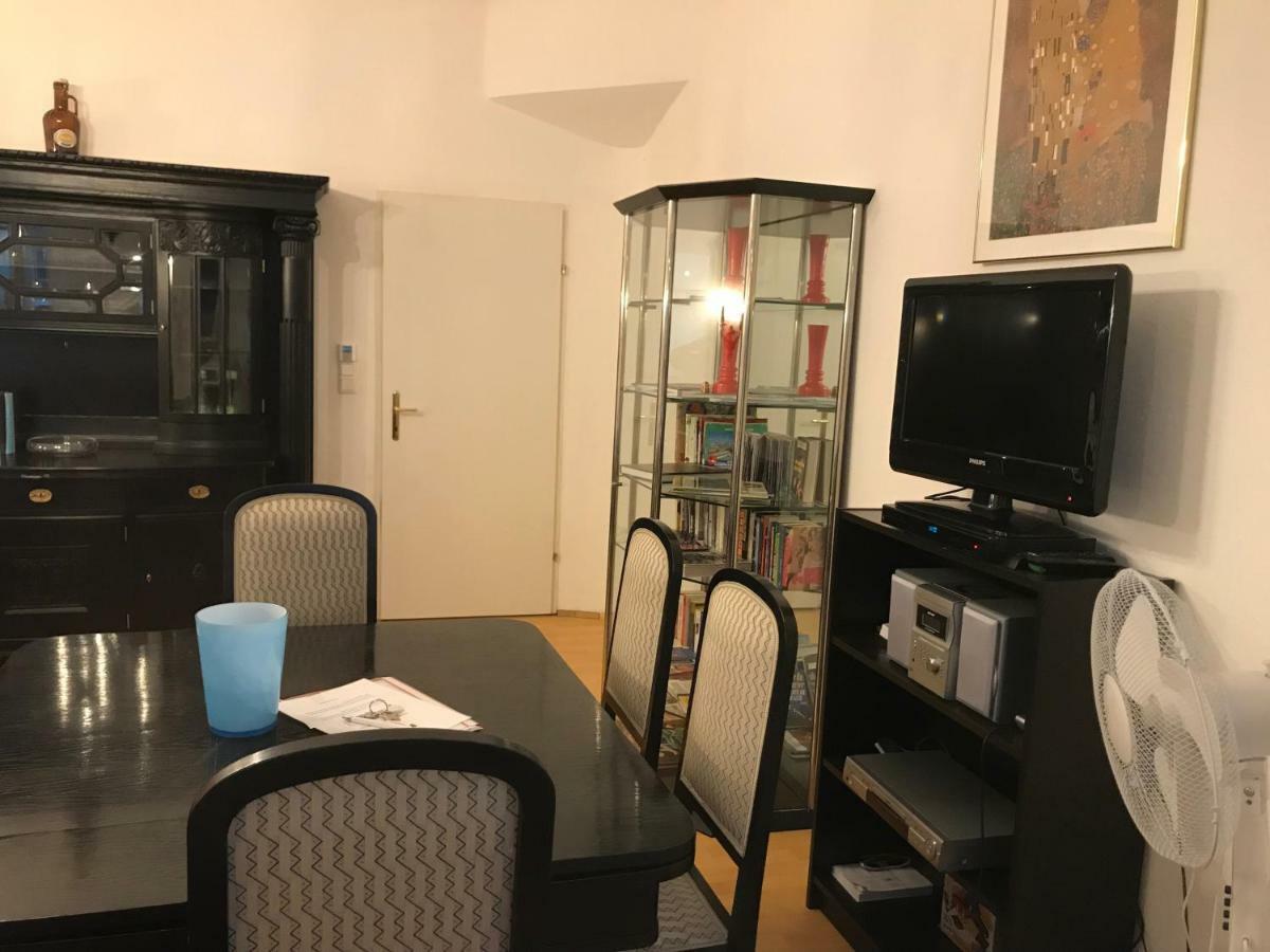 The Barts City Center - Self Check-In Wina Bagian luar foto